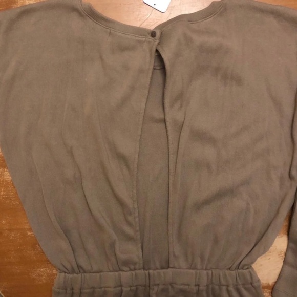 New with Tags Free People Beach Captain Romper in Pelican Size Small - Picture 7 of 8